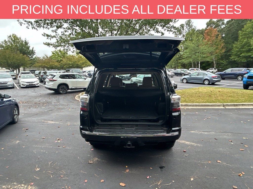 Used 2018 Toyota 4Runner Limited AWD/4WD image 6