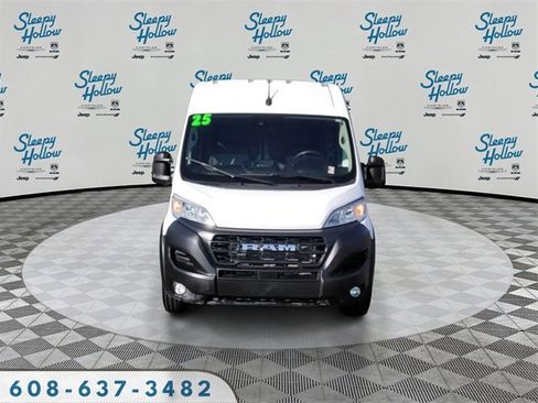 Used 2025 RAM ProMaster 2500 w/ Convenience Group image 2