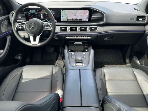 Used 2022 Mercedes-Benz GLS 450 4MATIC image 13