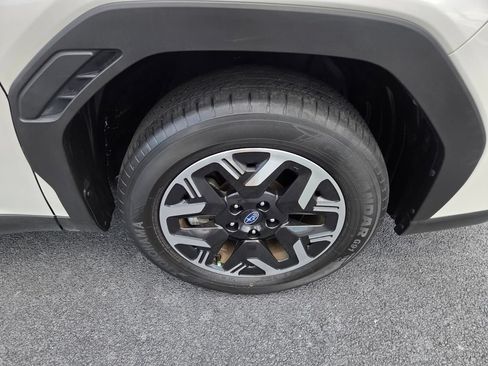 Used 2025 Subaru Forester Premium w/ Convenience Package #1 AWD/4WD image 17
