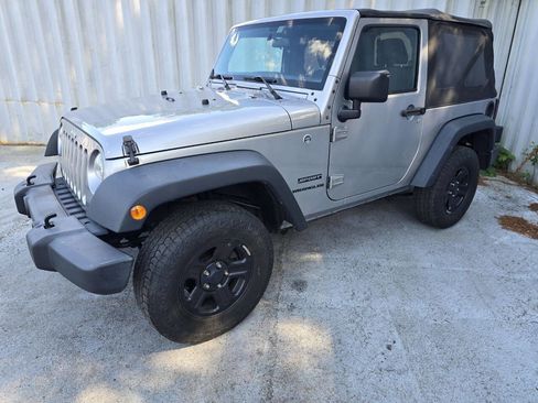 Used 2017 Jeep Wrangler Sport w/ Connectivity Group image 3