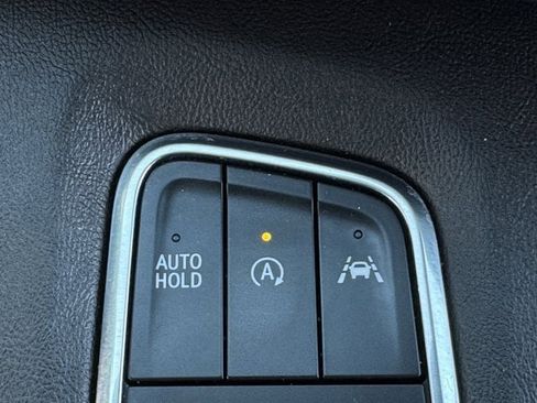 Used 2022 Cadillac Escalade Sport w/ Touring Package image 20