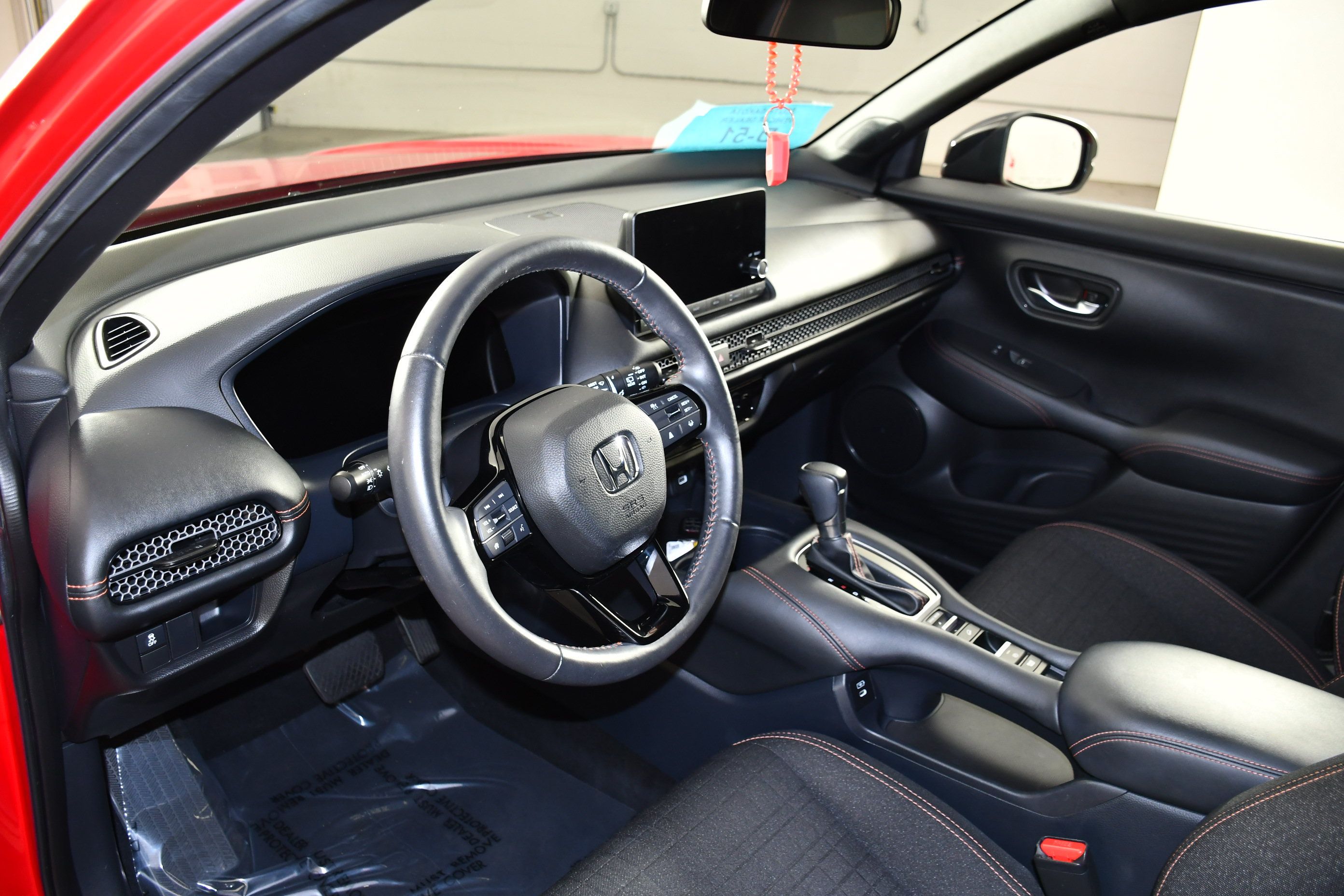 Certified 2024 Honda HR-V Sport image 2