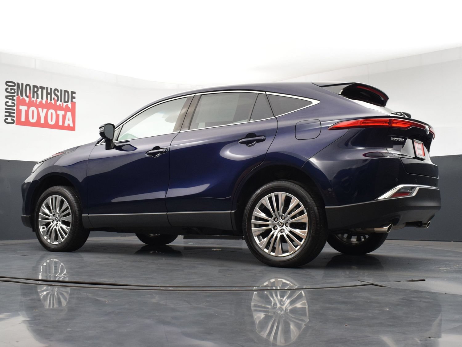 Used 2023 Toyota Venza Limited AWD/4WD image 36