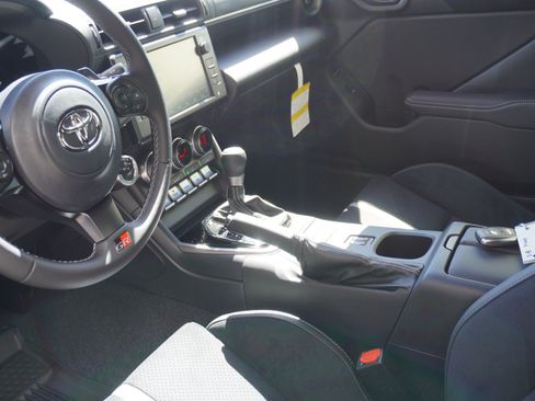 New 2026 Toyota GR86 Premium w/ Performance Package RWD image 13