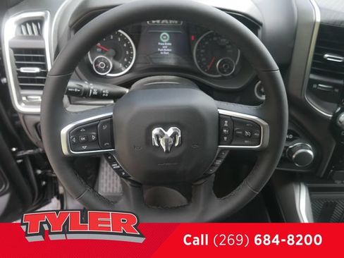 New 2026 RAM 1500 4x4 Crew Cab image 29