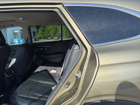 Used 2022 Subaru Outback Limited w/ Popular Package #2 image 7