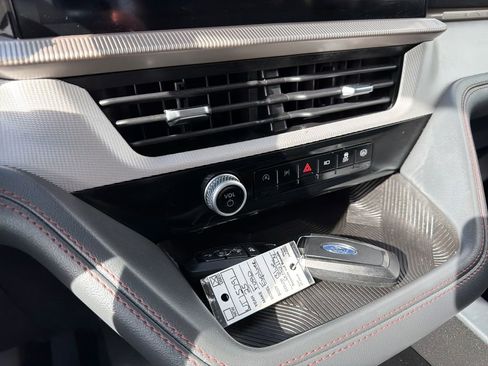 Used 2025 Ford Explorer Active image 38