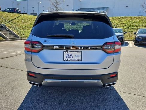 New 2026 Honda Pilot EX-L image 5