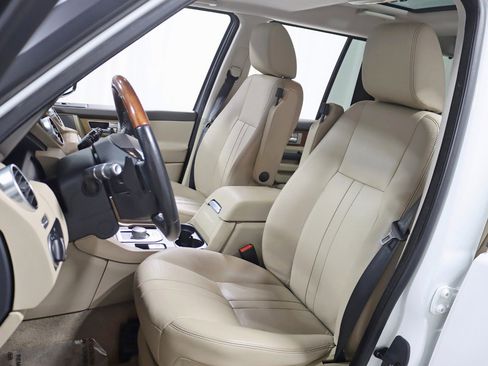 Used 2016 Land Rover LR4 HSE image 27