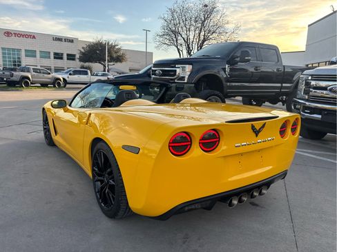 Used 2005 Chevrolet Corvette Convertible w/ Preferred Equipment Group image 4
