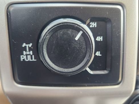 Used 2021 Ford F250 Lariat w/ Lariat Value Package image 27