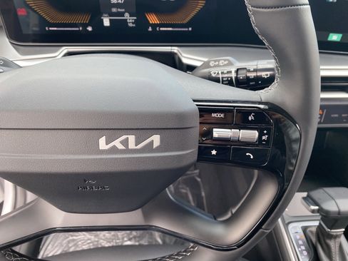 New 2026 Kia Sorento S w/ S Panoramic Sunroof Package image 23