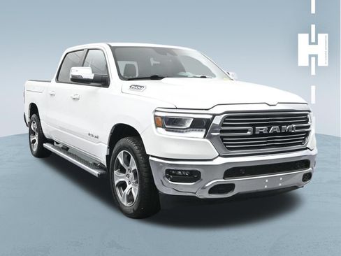 Used 2023 RAM 1500 Laramie AWD/4WD image 3