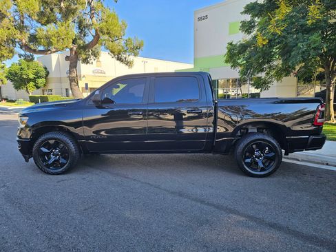 Used 2019 RAM 1500 Big Horn AWD/4WD image 8