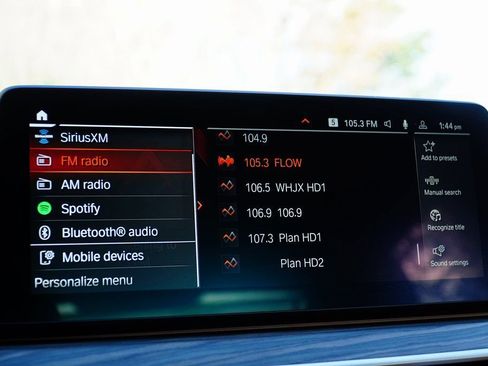 Used 2022 BMW 530i xDrive 530i xDrive w/ M Sport Package image 25