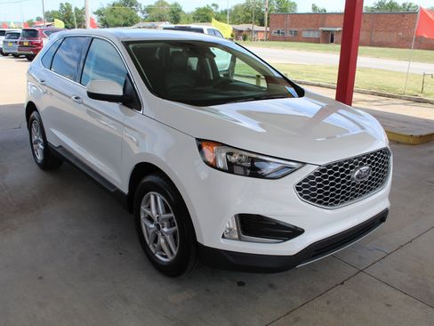 Used 2023 Ford Edge SEL w/ Convenience Package AWD/4WD image 45