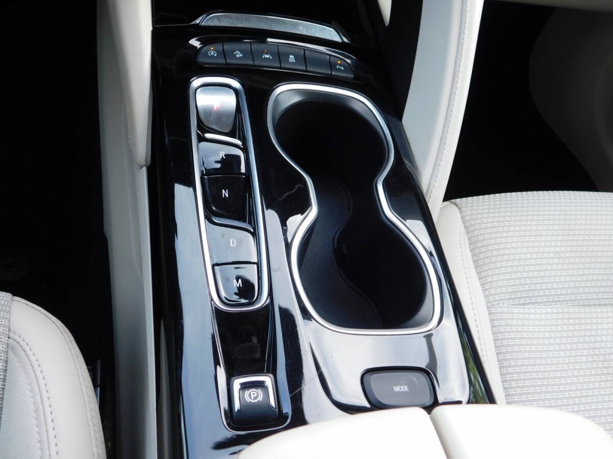 Used 2021 Buick Envision Preferred AWD/4WD image 17