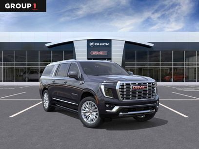 New 2025 GMC Yukon XL Denali w/ Sun & Power Step Package