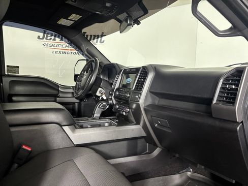 Used 2017 Ford F150 XLT w/ Equipment Group 302A Luxury AWD/4WD image 31