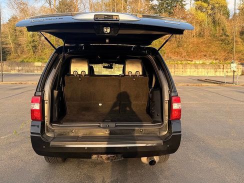 Used 2015 Ford Expedition Platinum image 14
