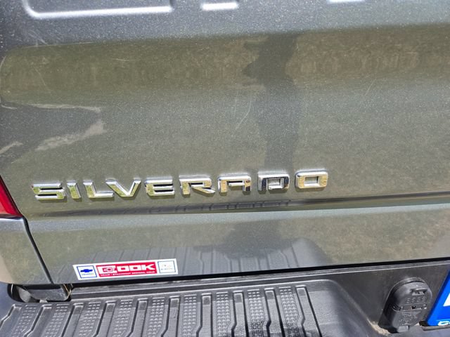 Used 2023 Chevrolet Silverado 1500 RST w/ Z71 Off-Road Package AWD/4WD image 36