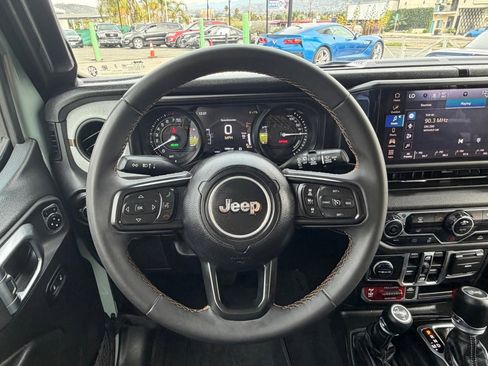 Used 2024 Jeep Wrangler Willys image 21