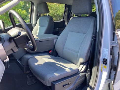 Used 2025 Ford F150 XLT w/ Equipment Group 301A Standard RWD image 6