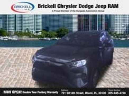 Used 2022 Toyota RAV4 XLE w/ Convenience Package FWD image 20