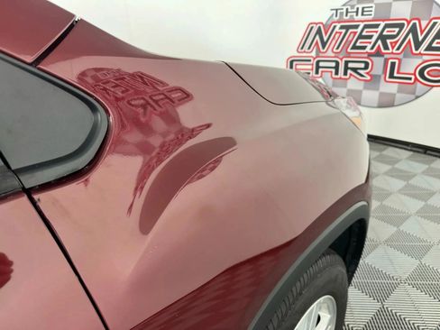 Used 2022 Chevrolet Trax LT w/ Driver Confidence Package image 30