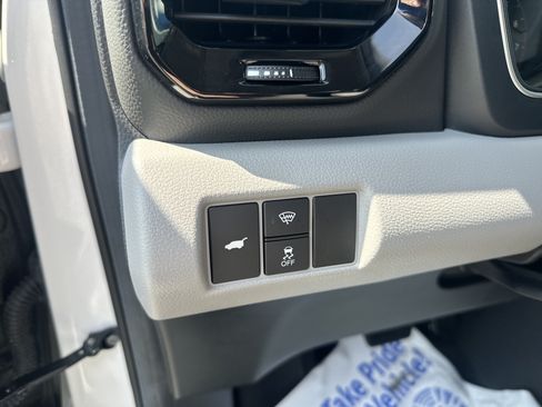Certified 2024 Honda Pilot Elite image 23