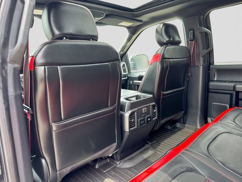 Used 2019 Ford F150 Lariat w/ Equipment Group 502A Luxury AWD/4WD image 22