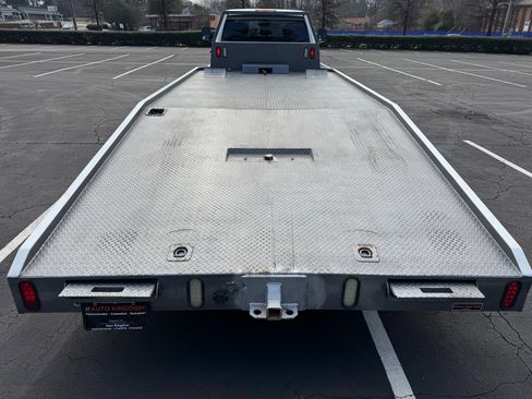 Used 2012 RAM 3500 SLT image 9