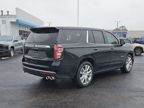 Used 2024 Chevrolet Tahoe High Country RWD image 6