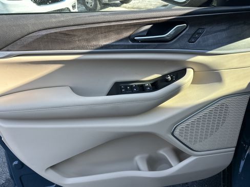 New 2026 Jeep Grand Cherokee Limited w/ Limited Altitude Package image 29