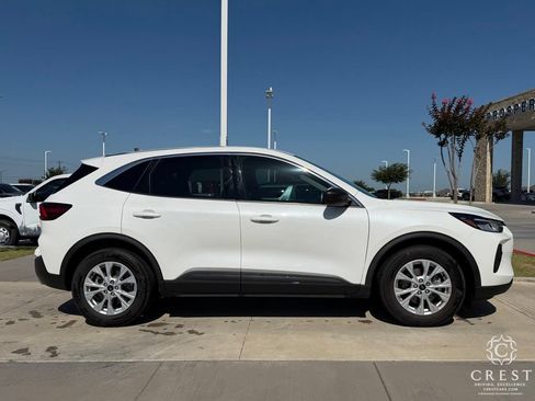 Used 2023 Ford Escape Active FWD image 20