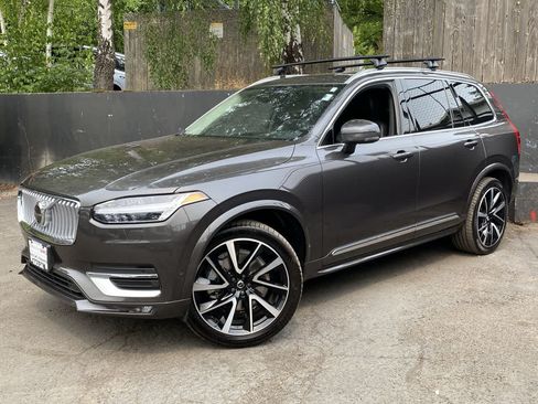 Used 2023 Volvo XC90 B6 Plus w/ Protection Package AWD/4WD image 1
