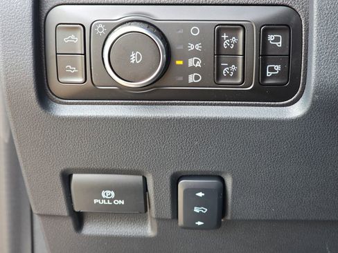 New 2026 Ford F250 Platinum AWD/4WD image 32