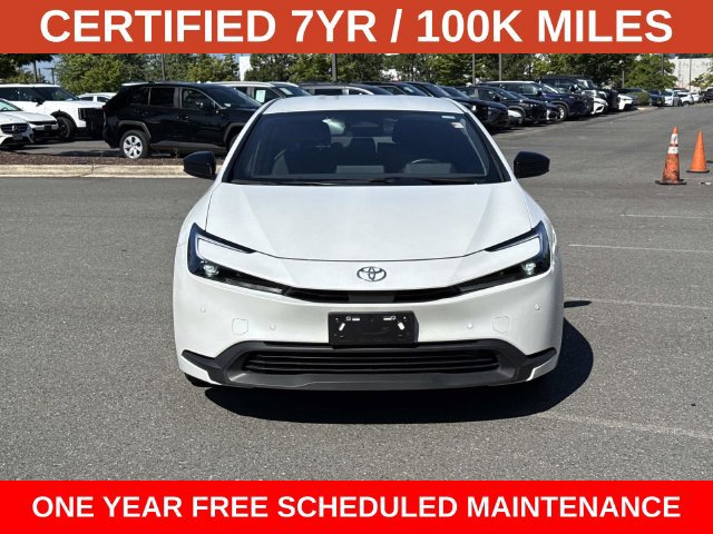Used 2025 Toyota Prius LE FWD image 6