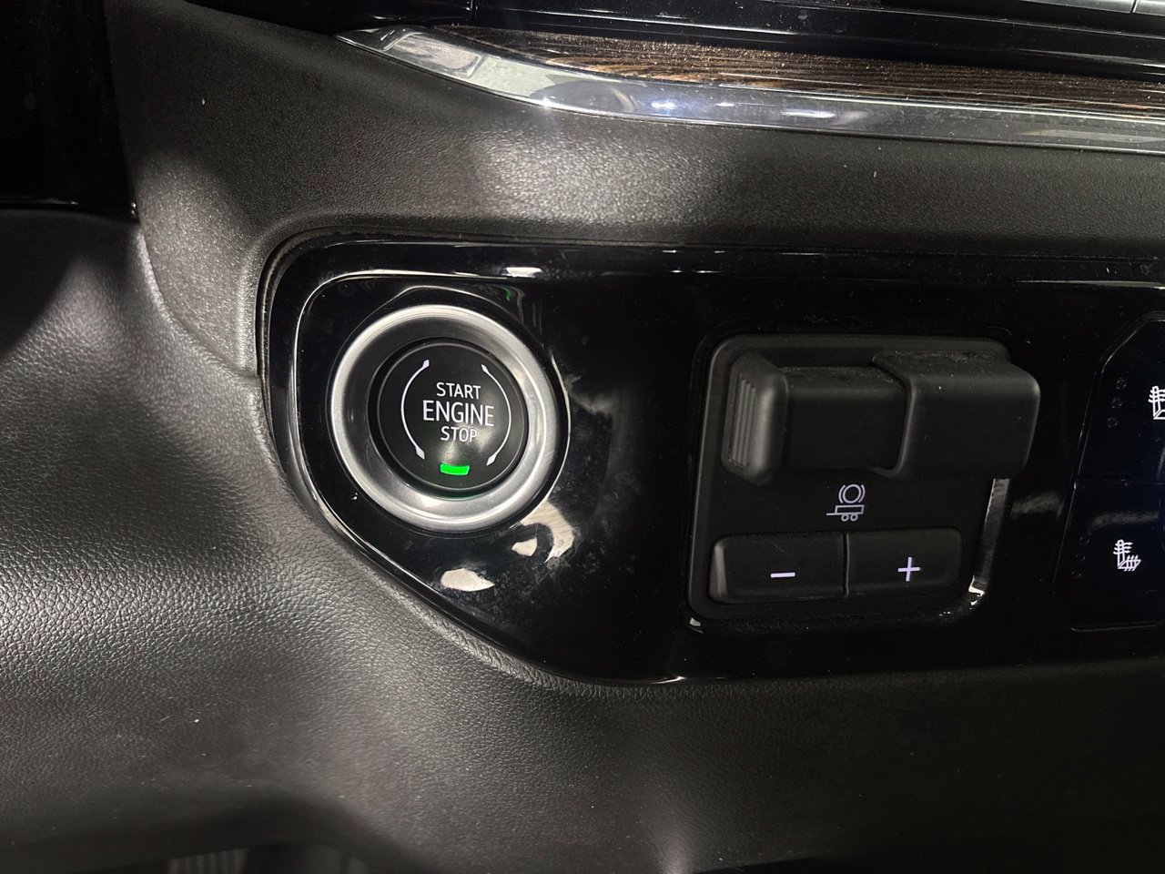 Used 2023 GMC Sierra 1500 Elevation AWD/4WD image 20
