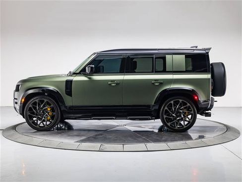 Used 2026 Land Rover Defender 110 X-Dynamic SE AWD/4WD image 2