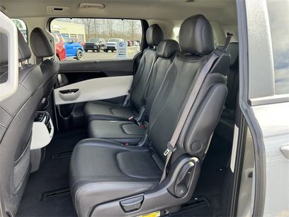 Used 2024 Kia Carnival EX