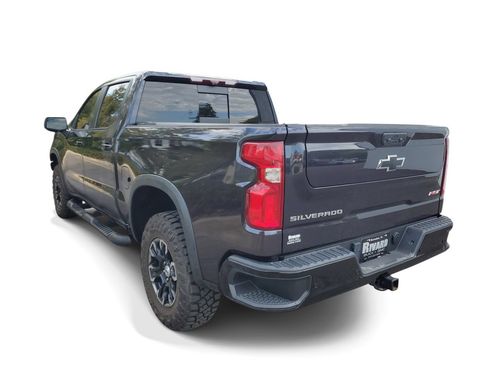 Used 2023 Chevrolet Silverado 1500 ZR2 w/ Technology Package AWD/4WD image 3