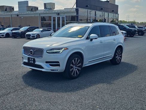 Used 2023 Volvo XC90 B6 Plus w/ Protection Package Premier AWD/4WD image 16