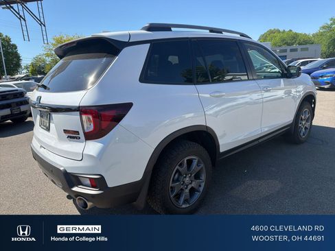 Used 2025 Honda Passport TrailSport image 6