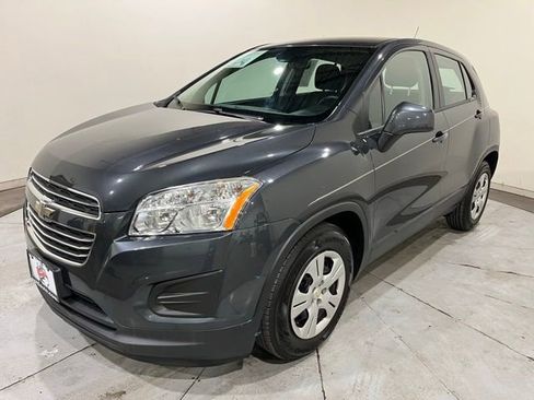 Used 2016 Chevrolet Trax LS FWD image 8