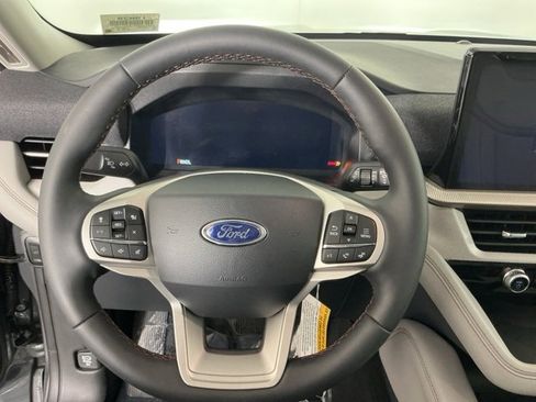New 2026 Ford Explorer Active w/ Active Comfort Package image 16