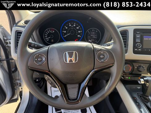 Used 2016 Honda HR-V LX image 22