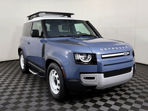 Used 2023 Land Rover Defender 90 S image 6