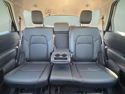 New 2026 Nissan Pathfinder SL AWD/4WD image 17